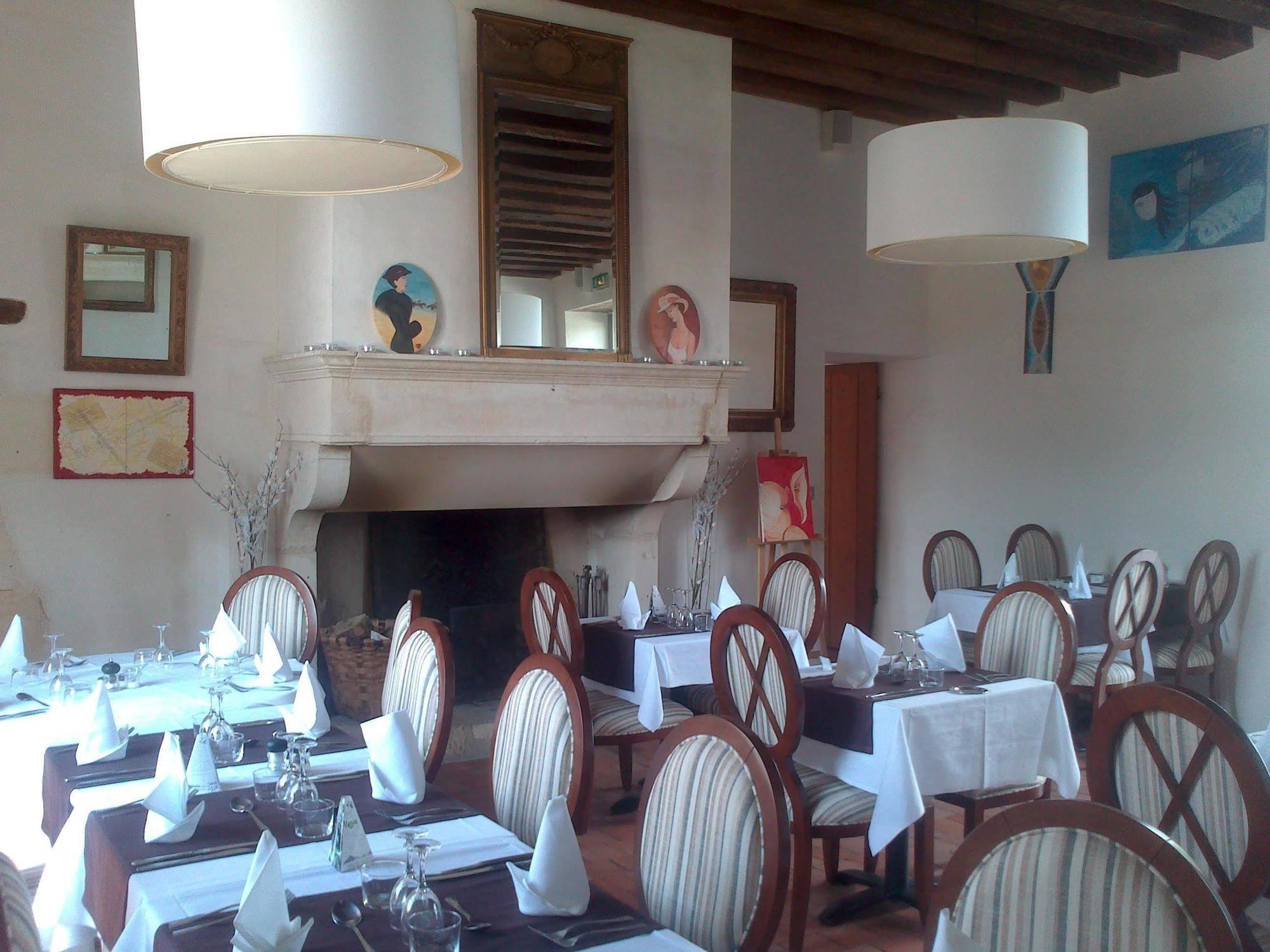 Отель Domaine Du Normandoux, The Originals Relais Терсе Экстерьер фото